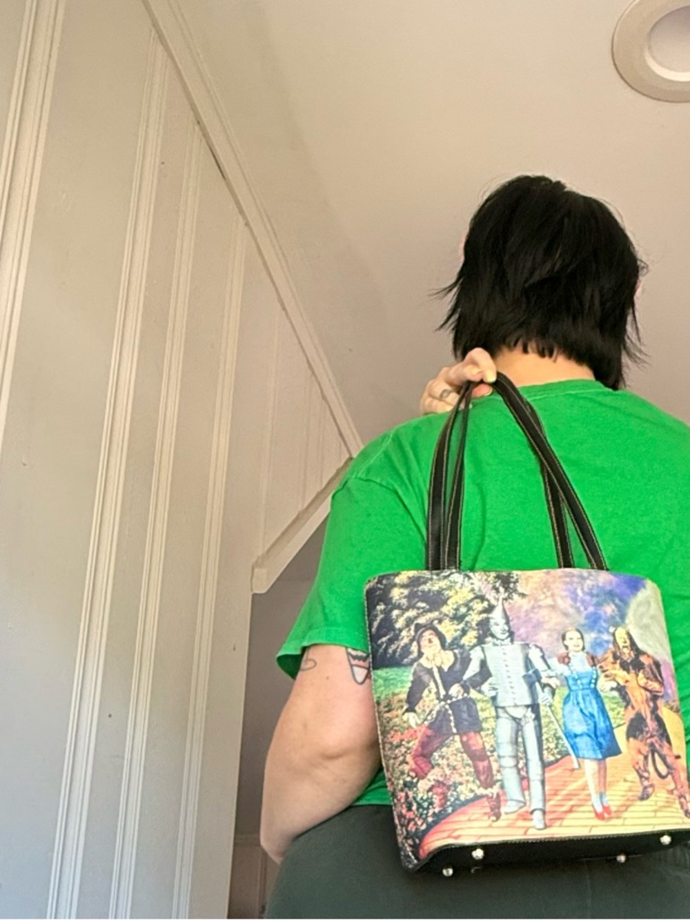 Wizard of Oz Graphic Tote Bag - Colorful Scene